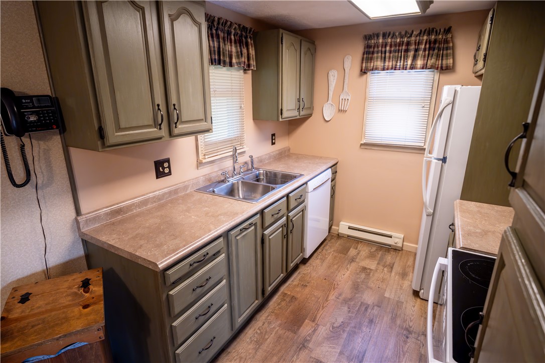 261 Lacock St St, Canton, Pennsylvania image 3