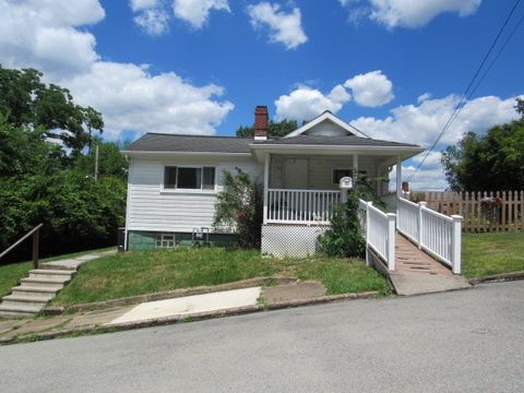Photo of 807 Kennedy St, Monongahela, PA 15063 (MLS # 1761488)