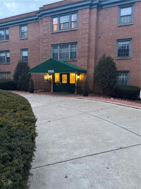 Photo for 5825 5th Ave 319