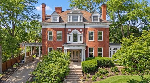 5435 Dunmoyle St Squirrel Hill PA 15217