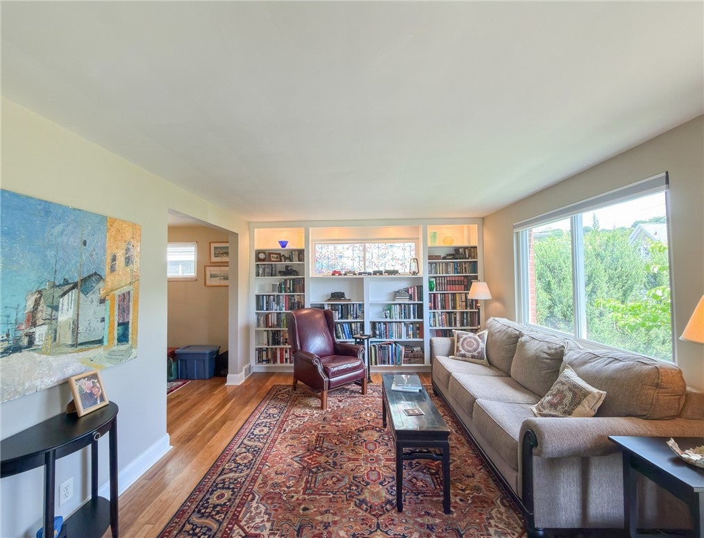 538 MARIE AVE.