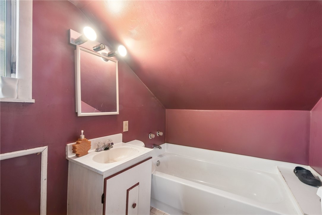 937 Orchard St St, Rochester, Pennsylvania image 21