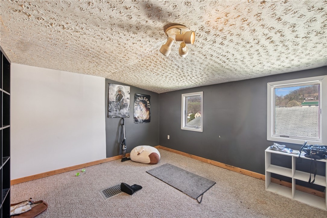 937 Orchard St St, Rochester, Pennsylvania image 20