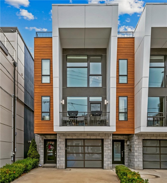 4707 Hatfield St, Lawrenceville, Pennsylvania image 1
