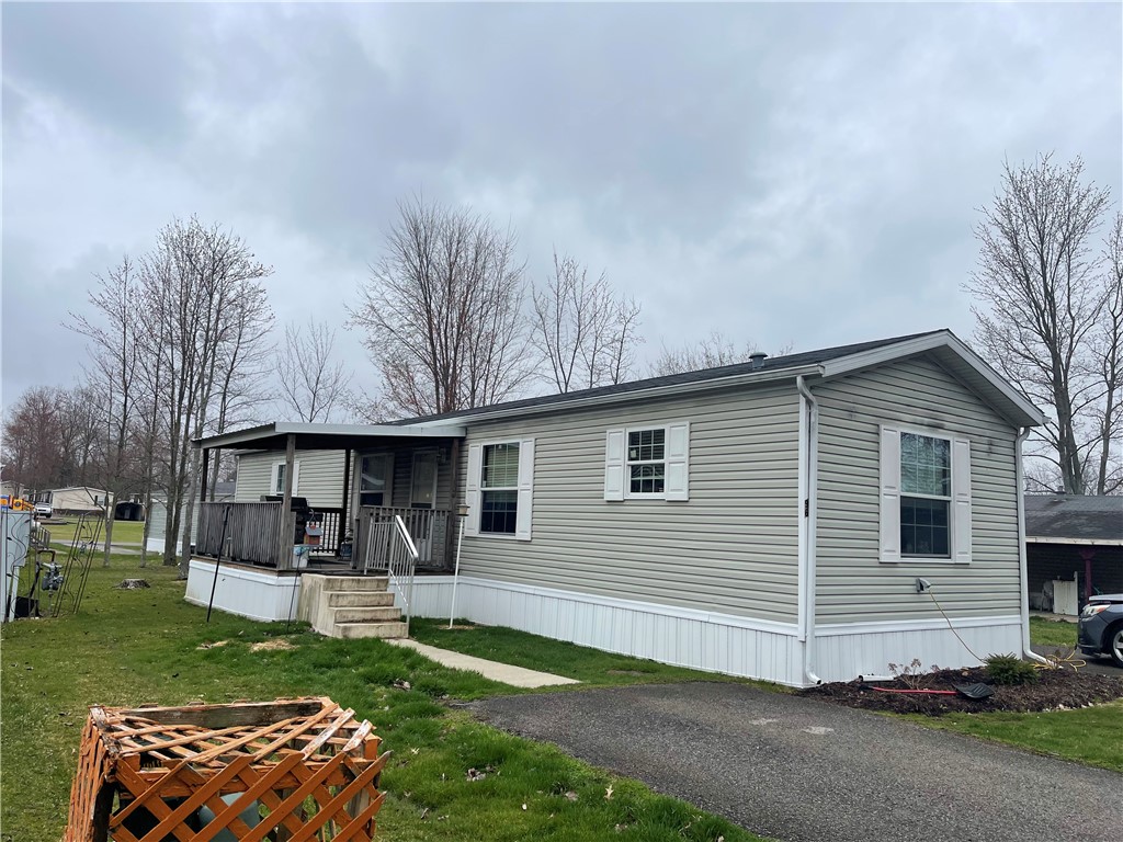 Lackawannock Twp, Pennsylvania 16137, United States, 2 Bedrooms Bedrooms, ,2 BathroomsBathrooms,Residential,Active,98625