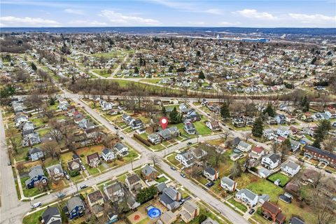 Photo of 1204 Griswold St, Sharon, PA 16146 (MLS # 1736579)