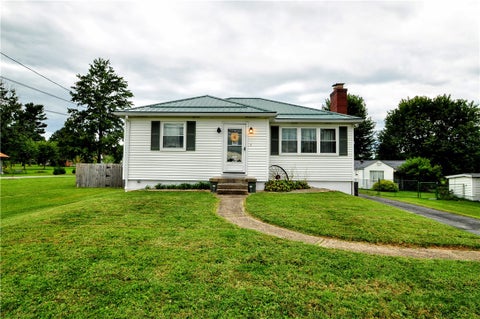 Photo for 1555 Theatre St