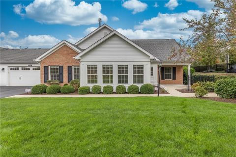 Photo of 1024 Wealdstone Rd, Cranberry Twp, PA 16066 (MLS # 1763059)