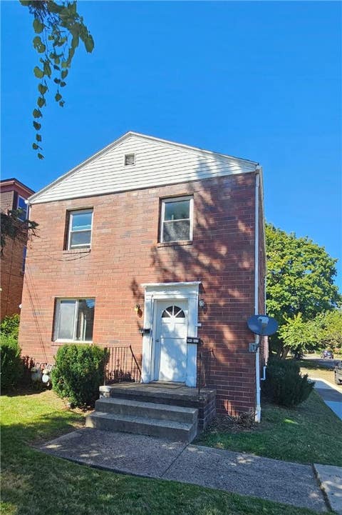 Photo for 143 & 143.5 E Winter Ave