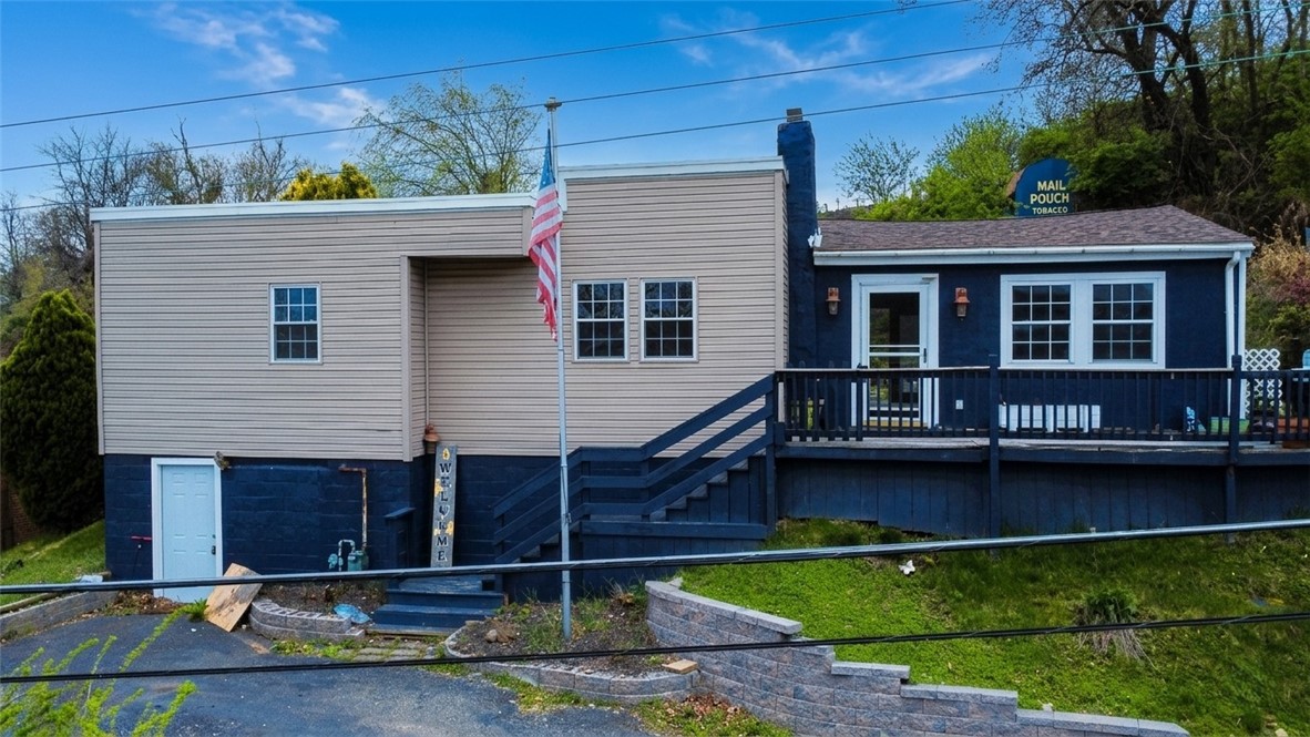 2636 CAMPBELL CIR, WEST MIFFLIN, PA 15122