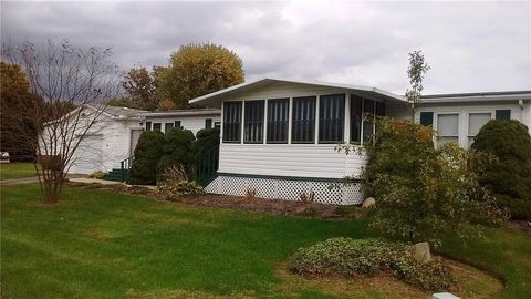 31 Oakview Dr South Beaver Twp PA 15010