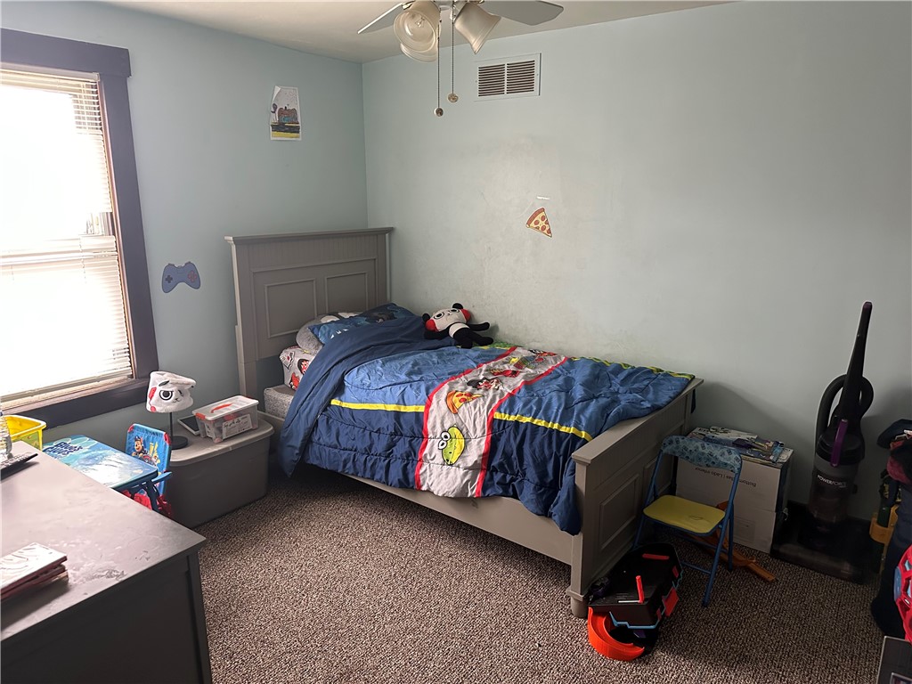 555 Farnsworth Ave, Clairton, Pennsylvania image 7