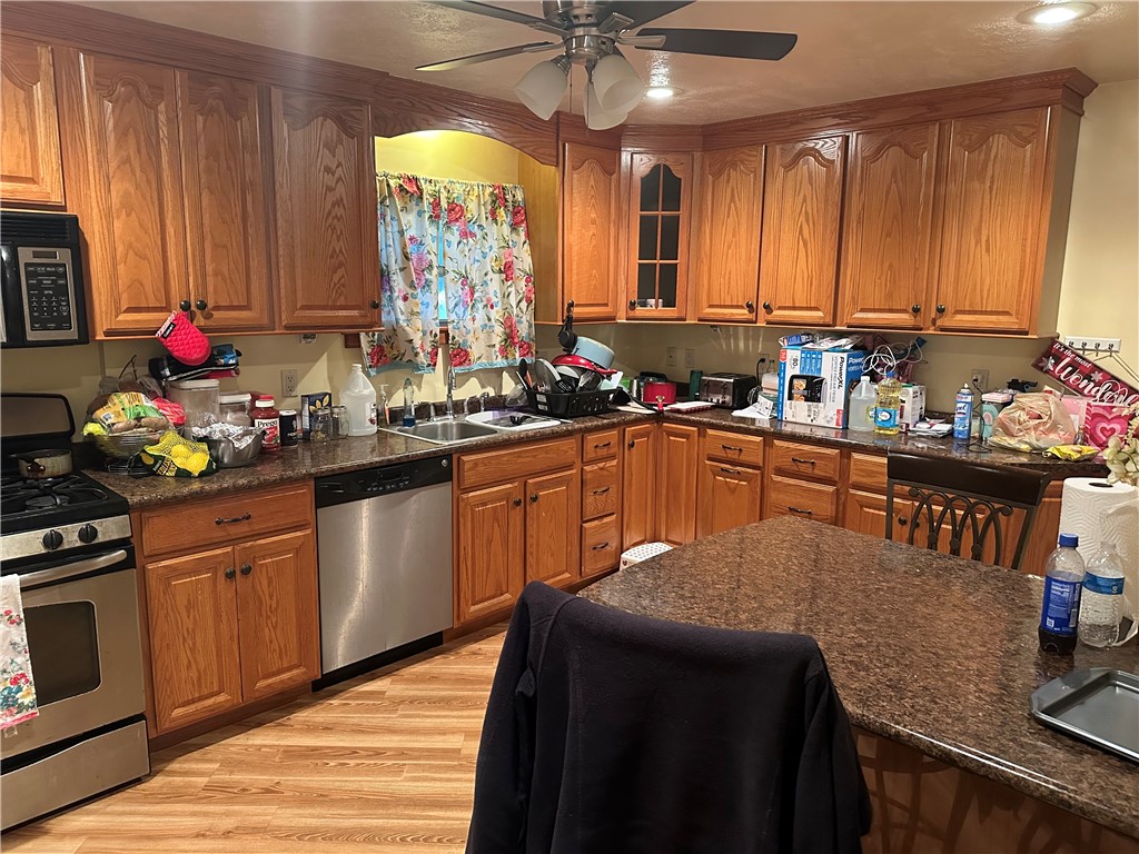 555 Farnsworth Ave, Clairton, Pennsylvania image 4