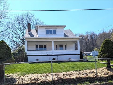 Homes For Sale - 752 Crawford Road Rd<br/> Washington County, East Bethlehem, PA 15333