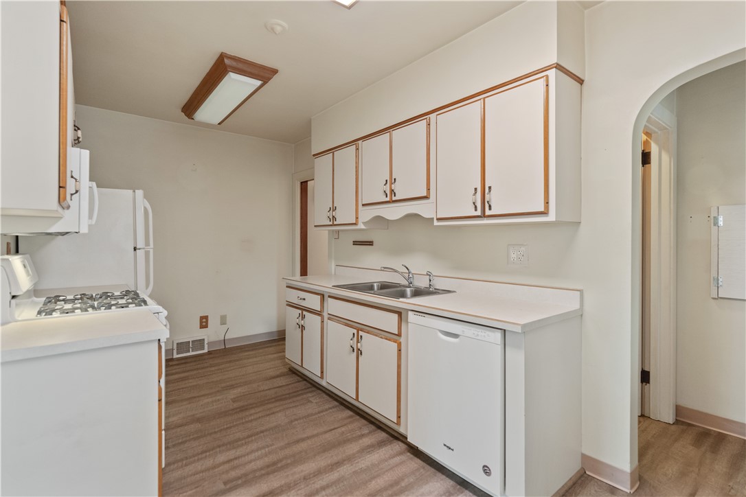111 Coyle Curtain Road Rd, Monongahela, Pennsylvania image 13