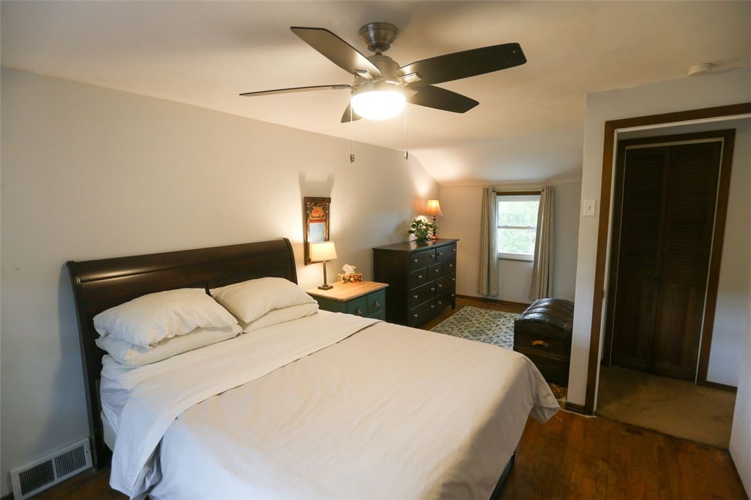 Forest Hills Boro, Pennsylvania 15221, United States, 2 Bedrooms Bedrooms, ,2 BathroomsBathrooms,Residential,Active,233803