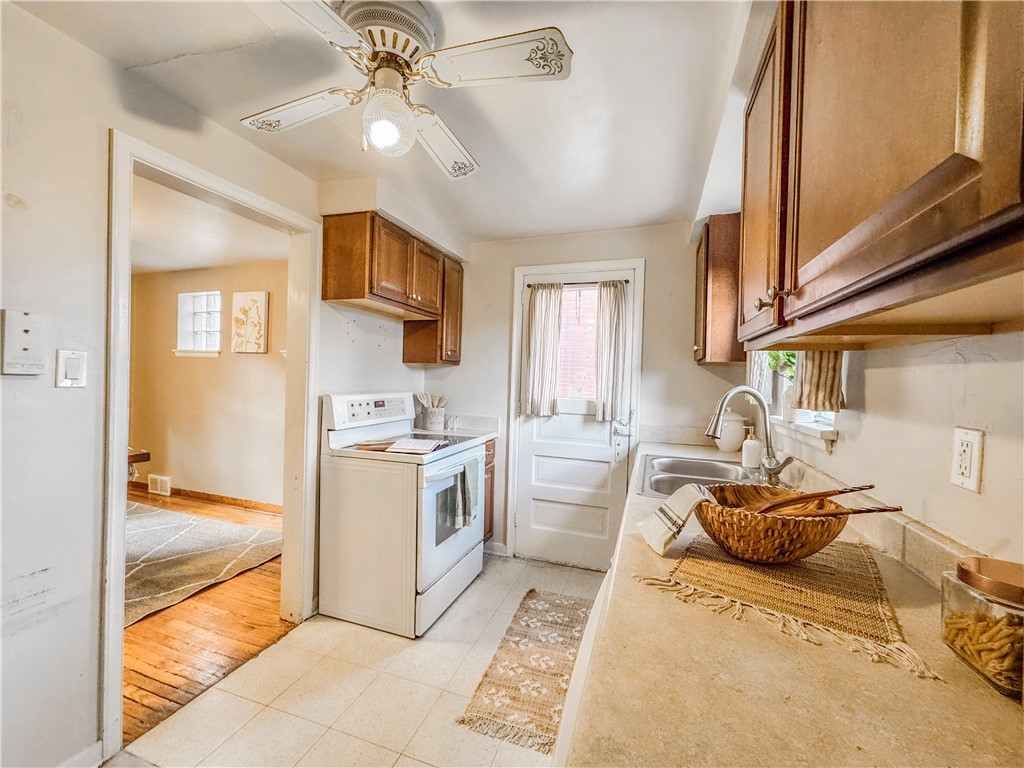 3845 Dalewood Street St, Brentwood, Pennsylvania image 13