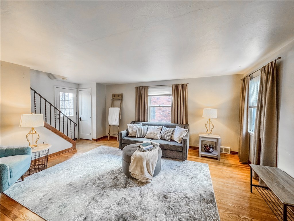 3845 Dalewood Street St, Brentwood, Pennsylvania image 6