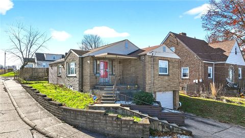 894 Toman Avenue Clairton PA 15025