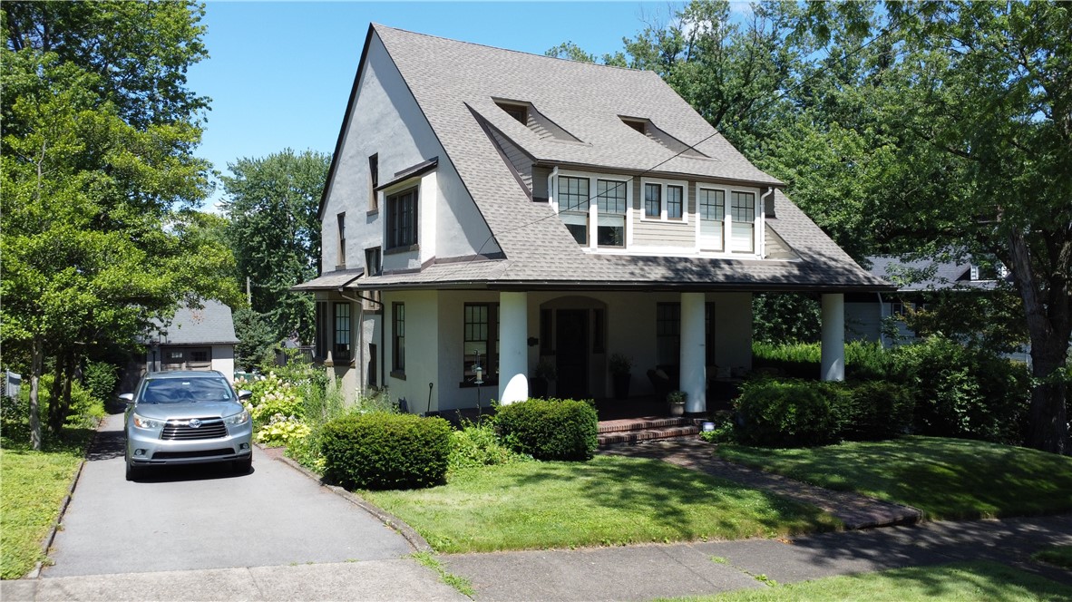 60 Stockton Ave