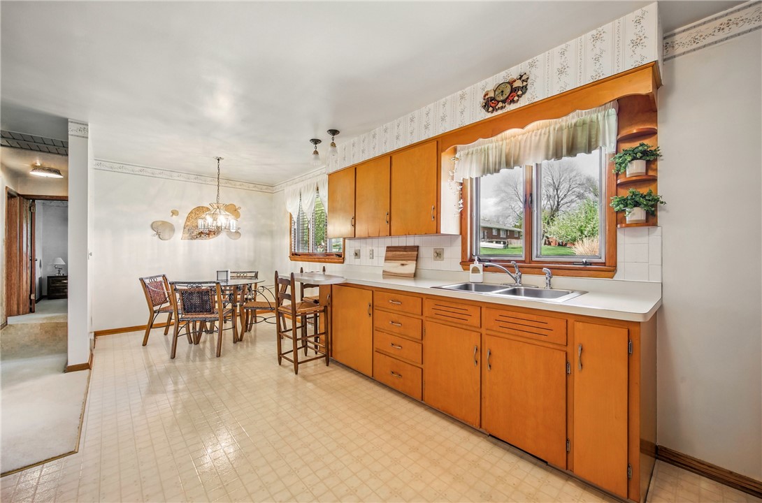 1734 S Judy Lynn Dr Dr, Farrell, Pennsylvania image 14