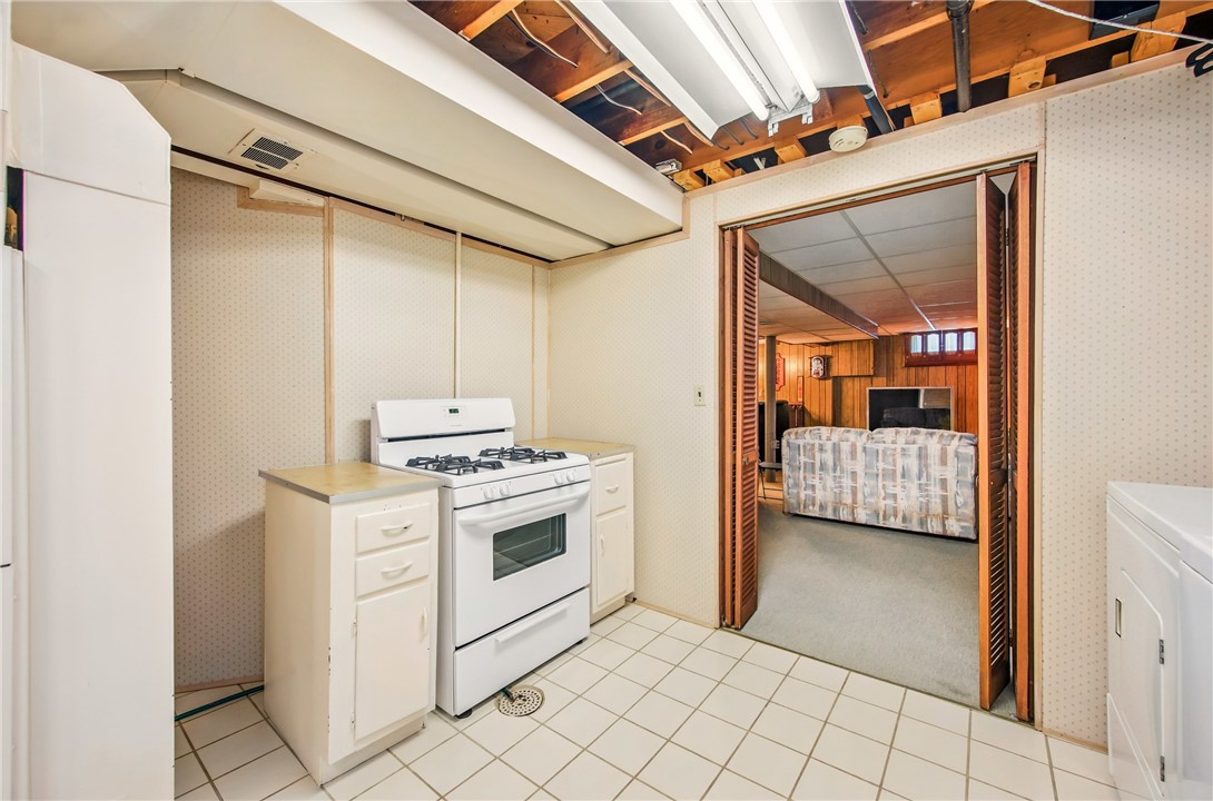 1734 S Judy Lynn Dr Dr, Farrell, Pennsylvania image 23