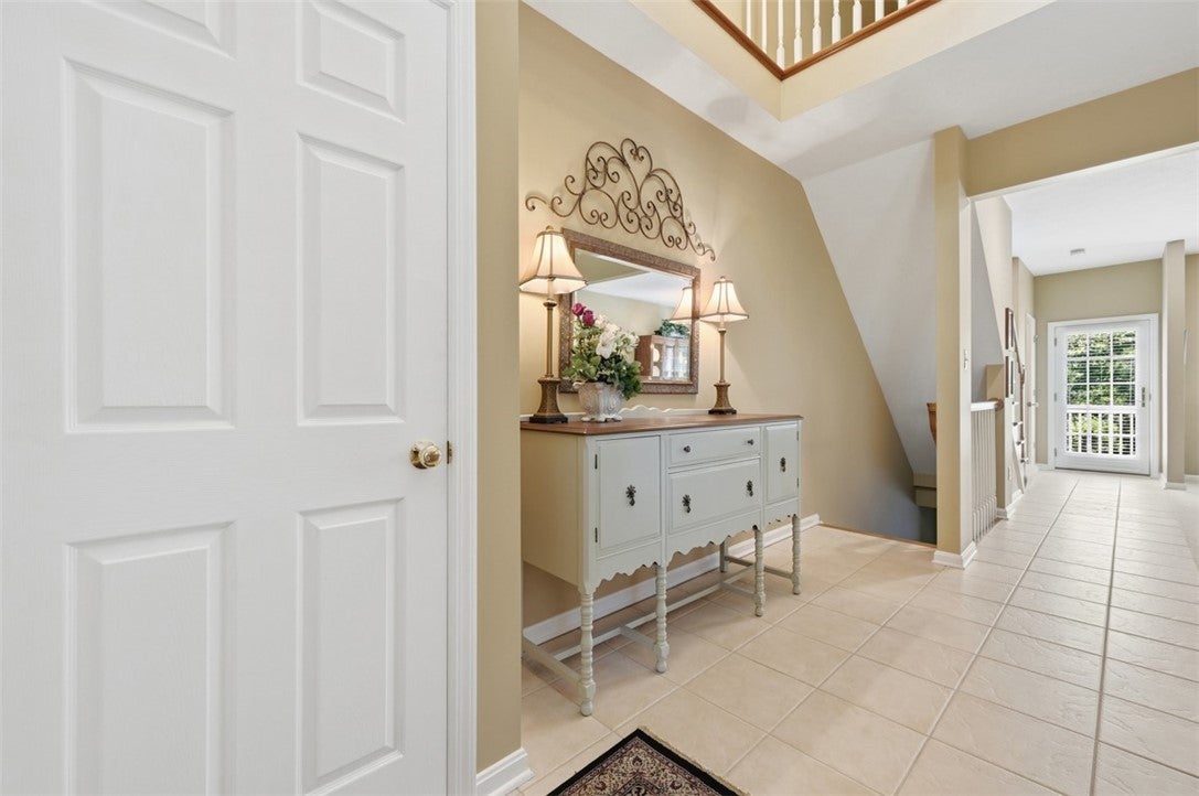 201 Boxwood Ct