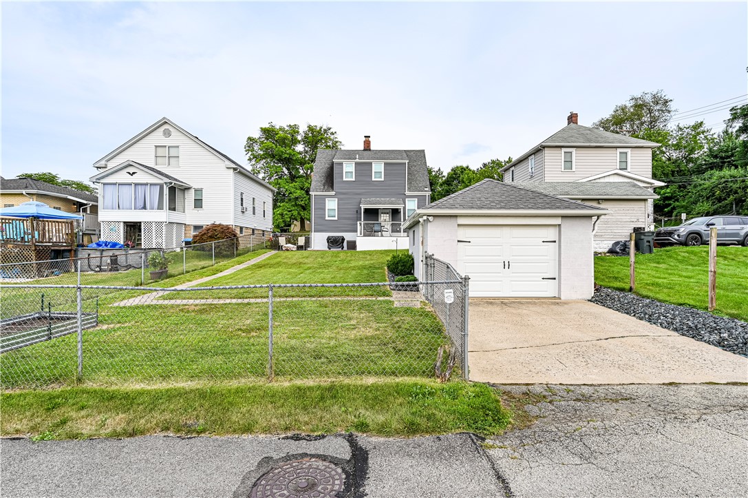 Jeannette, Pennsylvania 15644, United States, 3 Bedrooms Bedrooms, ,2 BathroomsBathrooms,Residential,Contingent,194172