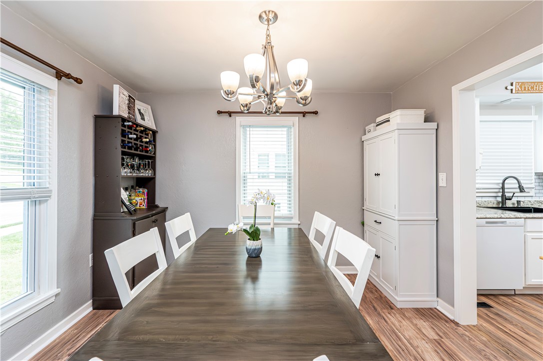 Jeannette, Pennsylvania 15644, United States, 3 Bedrooms Bedrooms, ,2 BathroomsBathrooms,Residential,Contingent,194172