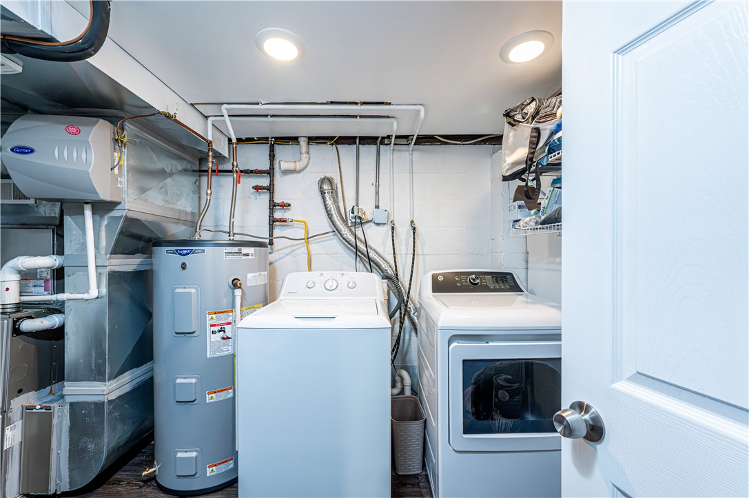 Jeannette, Pennsylvania 15644, United States, 3 Bedrooms Bedrooms, ,2 BathroomsBathrooms,Residential,Contingent,194172