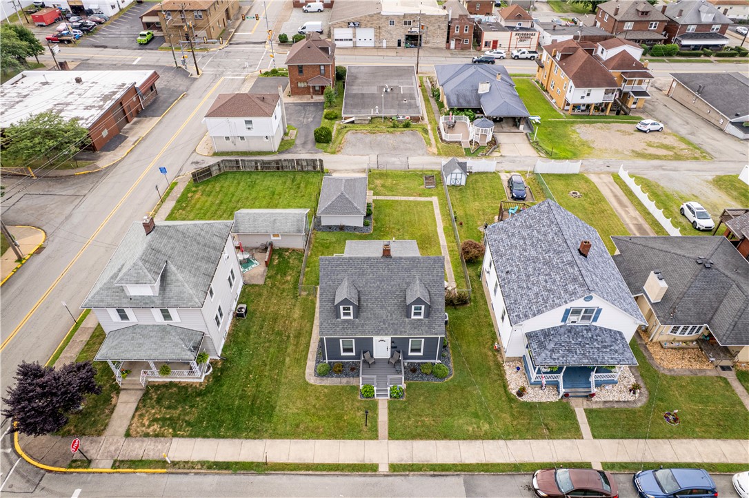 Jeannette, Pennsylvania 15644, United States, 3 Bedrooms Bedrooms, ,2 BathroomsBathrooms,Residential,Contingent,194172