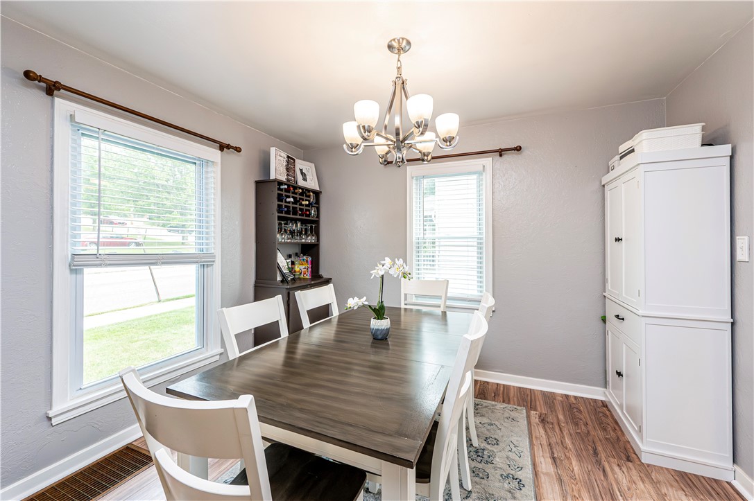 Jeannette, Pennsylvania 15644, United States, 3 Bedrooms Bedrooms, ,2 BathroomsBathrooms,Residential,Contingent,194172