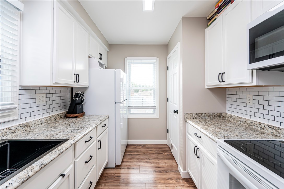 Jeannette, Pennsylvania 15644, United States, 3 Bedrooms Bedrooms, ,2 BathroomsBathrooms,Residential,Contingent,194172