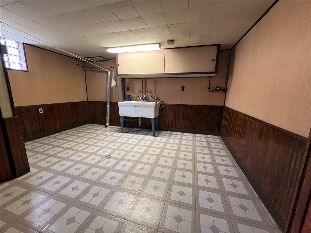 Baldwin Boro, Pennsylvania 15227, United States, 3 Bedrooms Bedrooms, ,3 BathroomsBathrooms,Residential,Active,94000