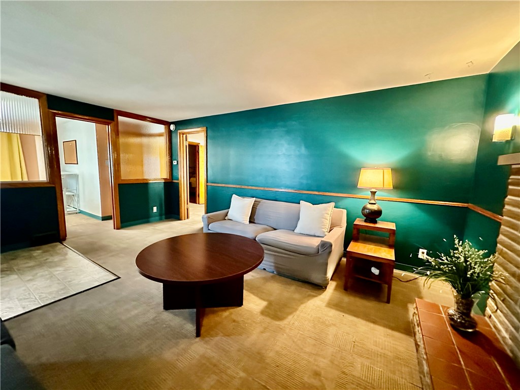 Ellwood City - Law, Pennsylvania 16117, United States, ,Residential,Active,44719