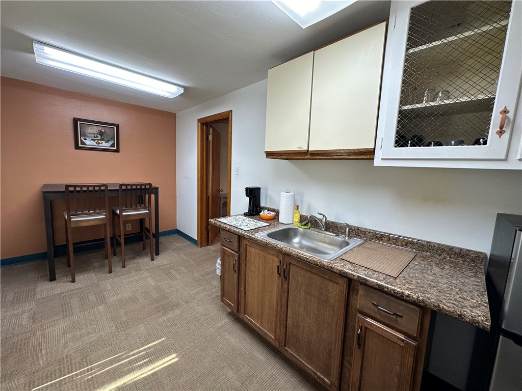 Ellwood City - Law, Pennsylvania 16117, United States, ,Residential,Active,44719