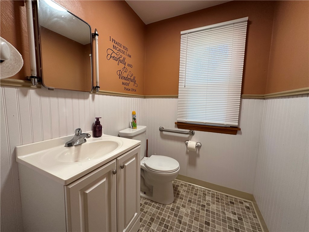 Ellwood City - Law, Pennsylvania 16117, United States, ,Residential,Active,44719