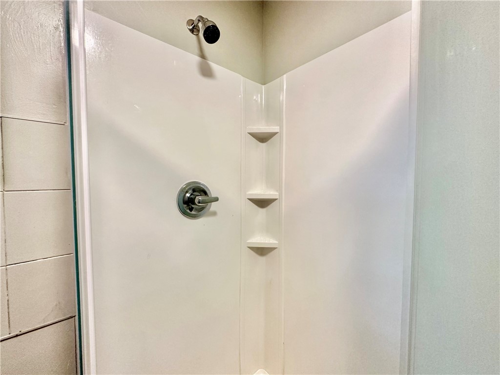 Ellwood City - Law, Pennsylvania 16117, United States, ,Residential,Active,44719