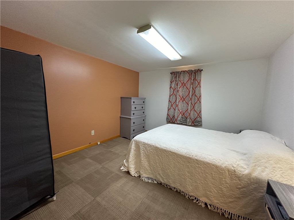 Ellwood City - Law, Pennsylvania 16117, United States, ,Residential,Active,44719