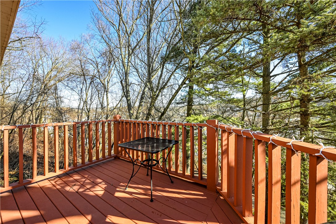 Greensburg, Pennsylvania 15601, United States, 4 Bedrooms Bedrooms, ,2 BathroomsBathrooms,Residential,Contingent,113011