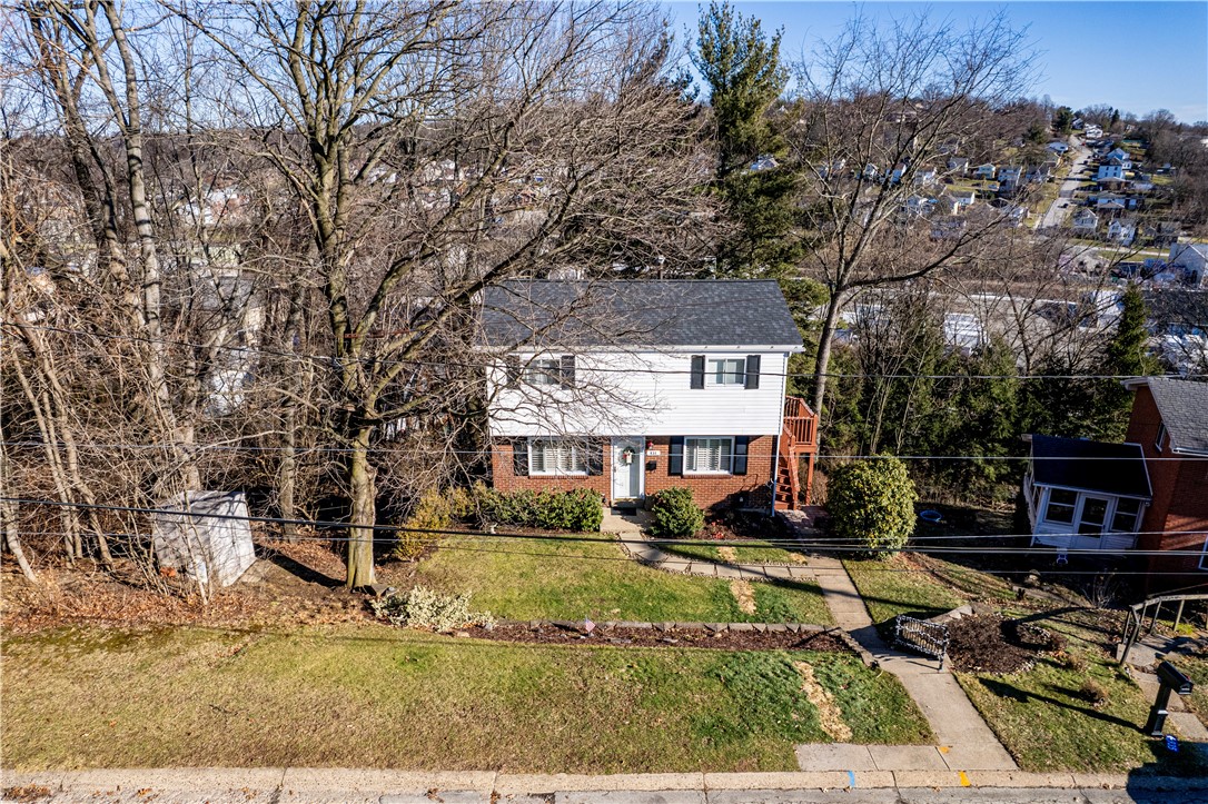 Greensburg, Pennsylvania 15601, United States, 4 Bedrooms Bedrooms, ,2 BathroomsBathrooms,Residential,Contingent,113011