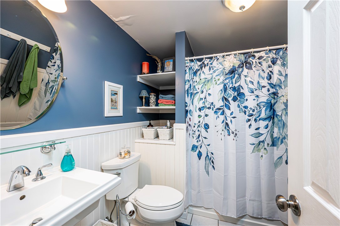 Greensburg, Pennsylvania 15601, United States, 4 Bedrooms Bedrooms, ,2 BathroomsBathrooms,Residential,Contingent,113011