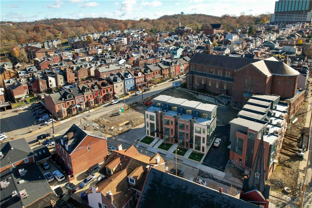 Pittsburgh, Pennsylvania, 15201, United States, 4 Bedrooms Bedrooms, ,5 BathroomsBathrooms,Residential,Active,1844542