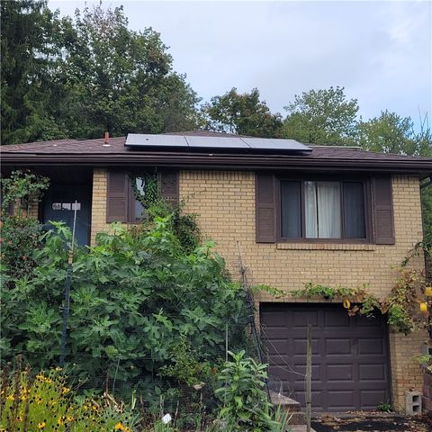 Photo of 4740 Nob Hill Dr, Murrysville, PA 15668 (MLS # 1751888)