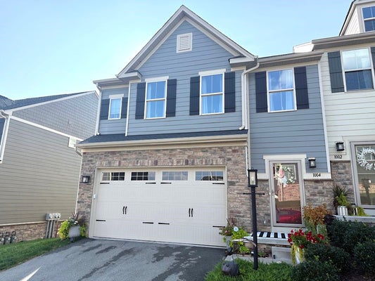 1004 LAMPL LN, JEANNETTE, PA 15644 - Image db5032268f0ece2e8351fce3eda0418f/2186720044