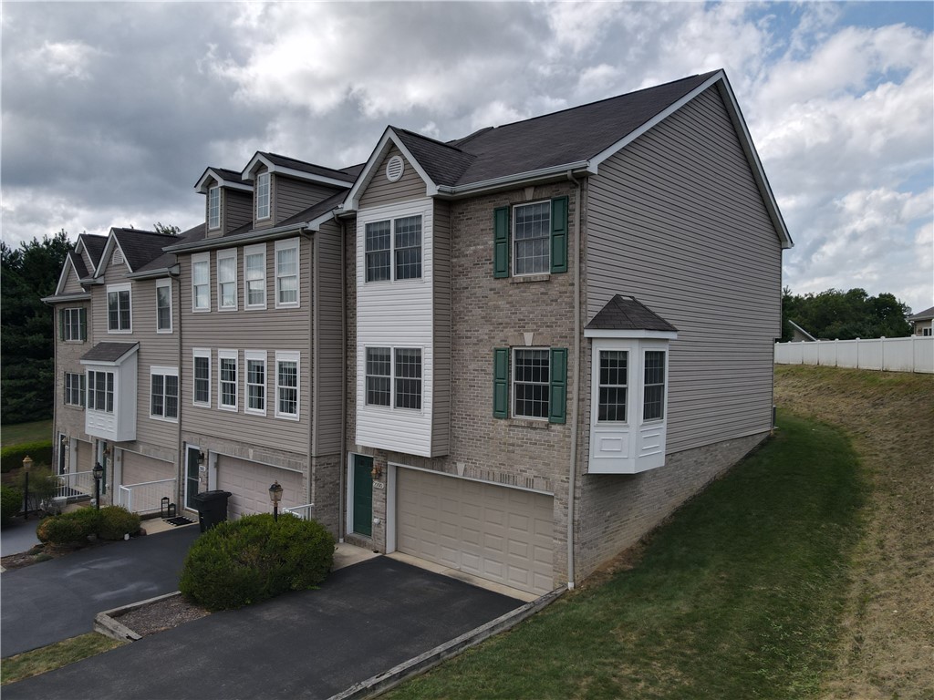 Jeannette, Pennsylvania 15644, United States, 3 Bedrooms Bedrooms, ,3 BathroomsBathrooms,Residential,Active,196379