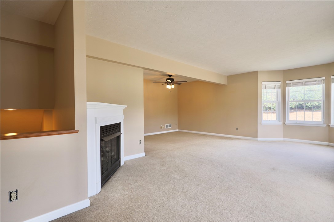 Jeannette, Pennsylvania 15644, United States, 3 Bedrooms Bedrooms, ,3 BathroomsBathrooms,Residential,Active,196379