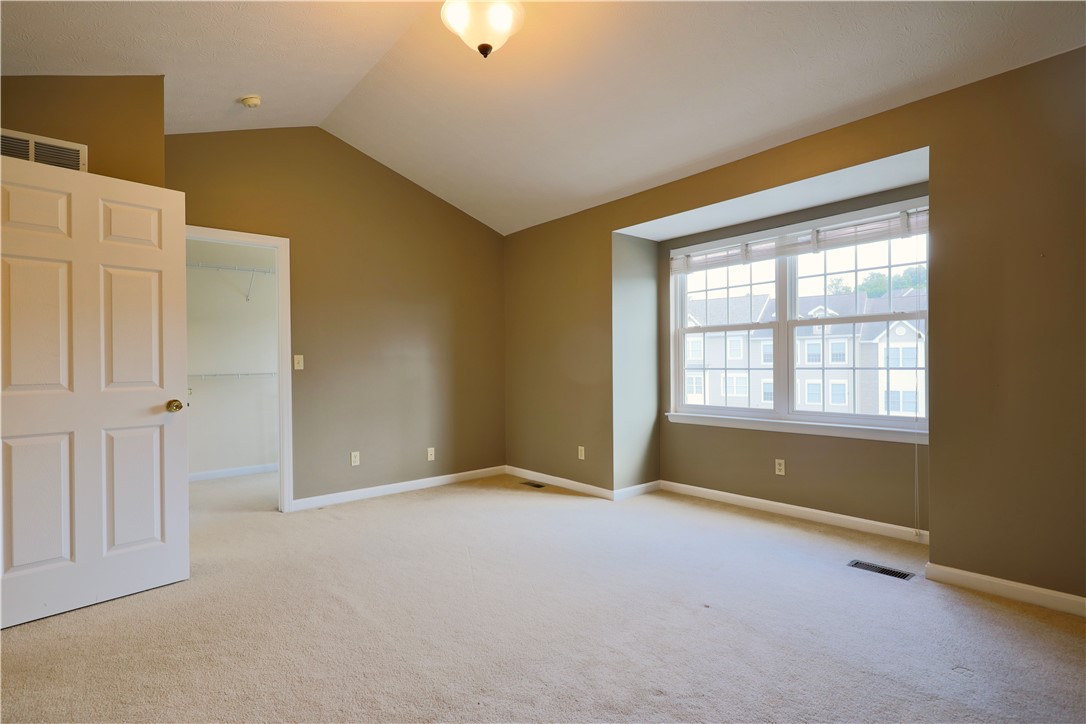 Jeannette, Pennsylvania 15644, United States, 3 Bedrooms Bedrooms, ,3 BathroomsBathrooms,Residential,Active,196379