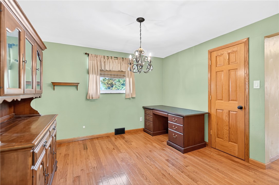 Delmont, Pennsylvania 15626, United States, 3 Bedrooms Bedrooms, ,3 BathroomsBathrooms,Residential,Contingent,224793