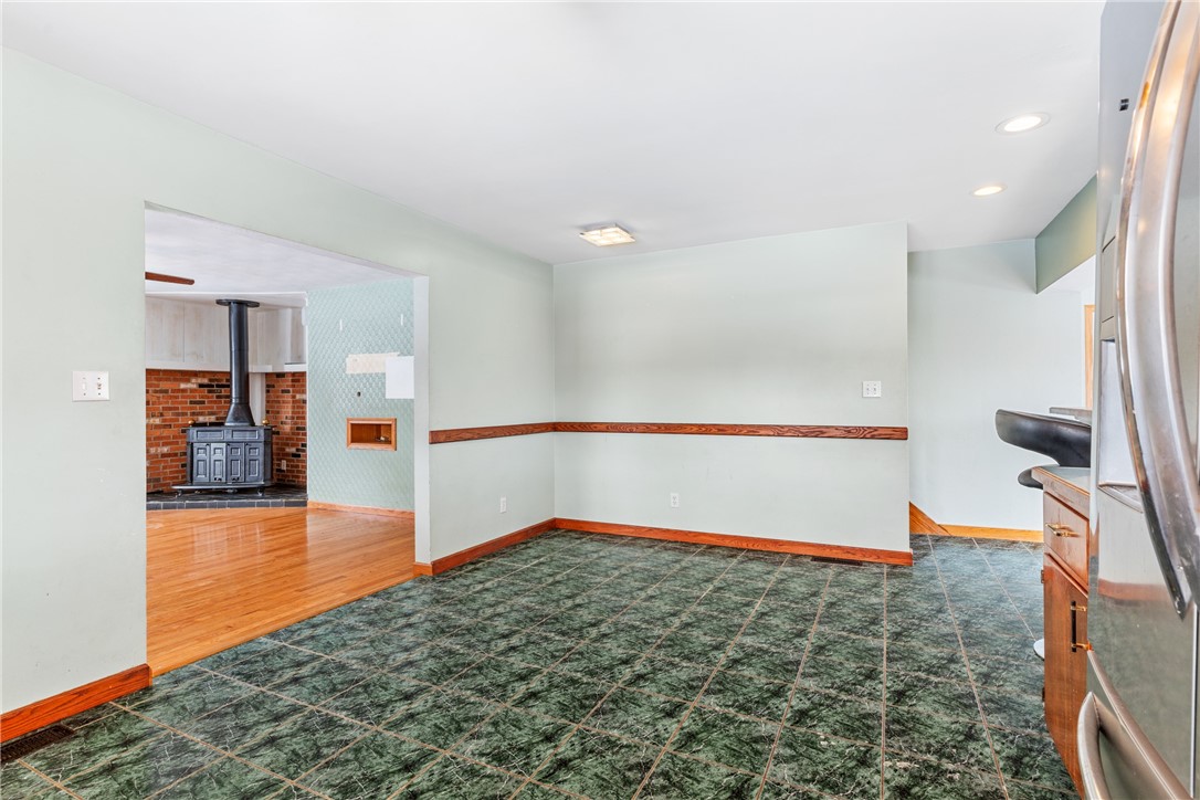 Hanover Twp - Bea, Pennsylvania 15043, United States, 5 Bedrooms Bedrooms, ,3 BathroomsBathrooms,Residential,Active,13883